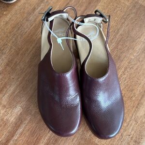 Dansko sassy wine colored